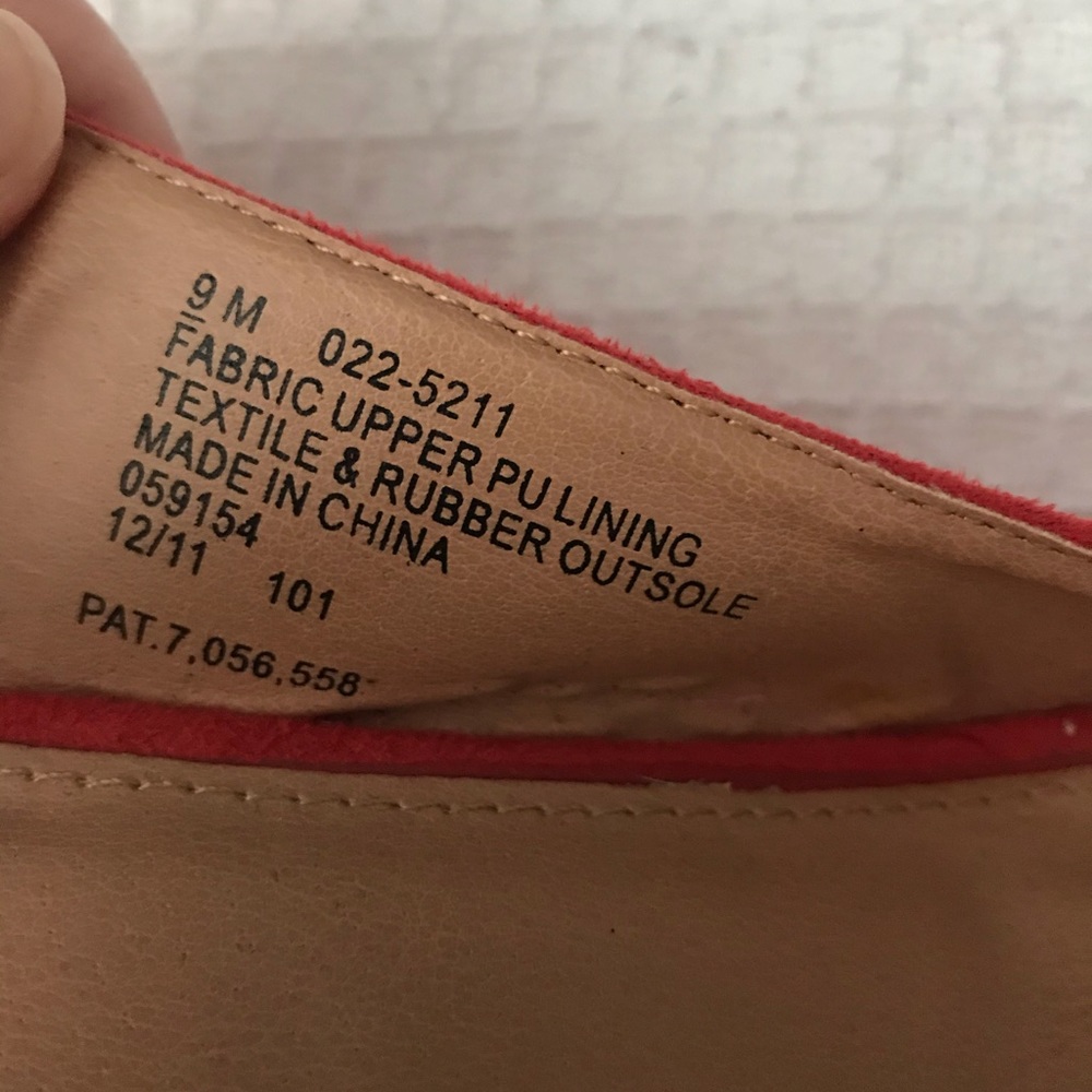 NWOT Neon Open-Toed Wedges - Picture 7 of 7